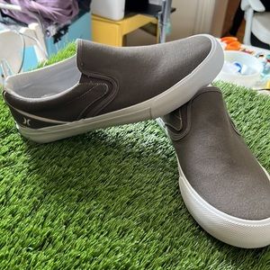 Hurley slip on sneakers new without tags  sz 8